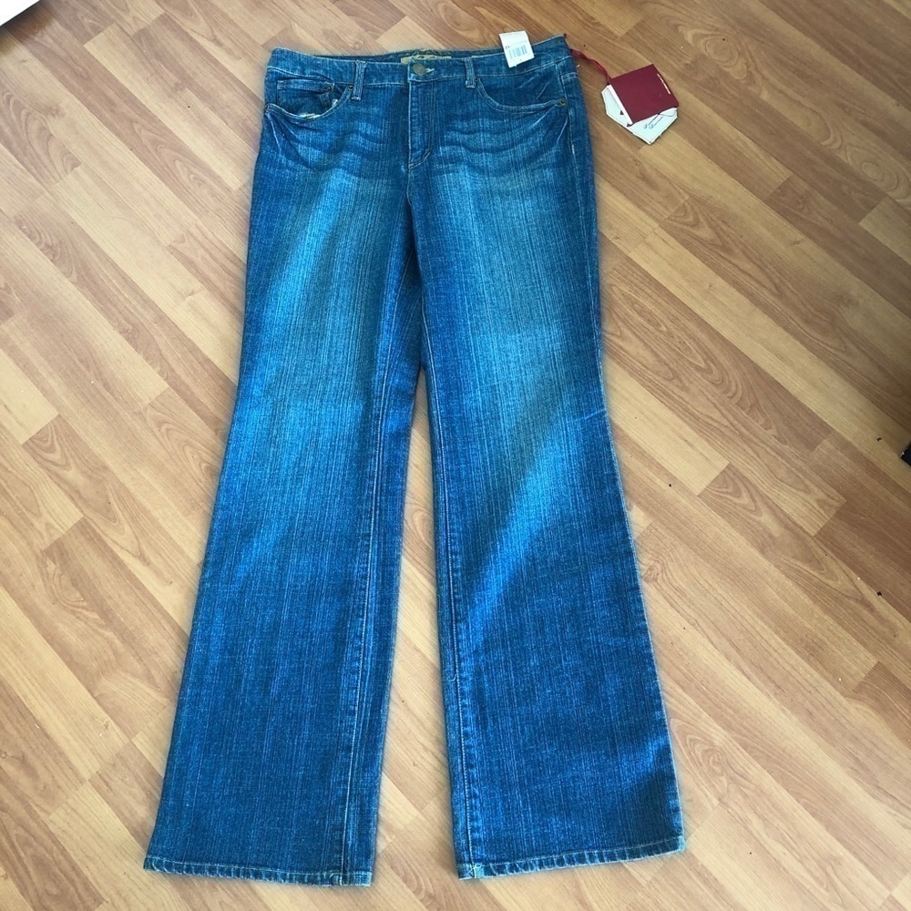 NWT Seven 7 Premium Denim Flare Jeans Size 12
